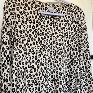 Chico’s 3/4 Sleeve Tunic Size 1 (8-10)Leopard Print